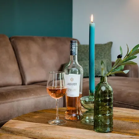 In Veluwe Near National Park * 福尔特赫伊曾