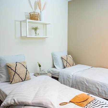 In Veluwe Near National Park * 福尔特赫伊曾