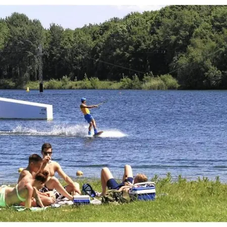 度假居 In Veluwe Near National Park *